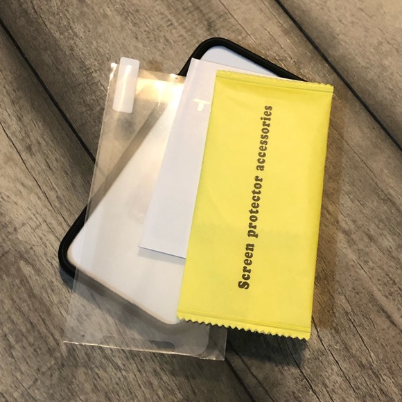 iPhone 11 Pro Wood Case New - Picture 4 of 4